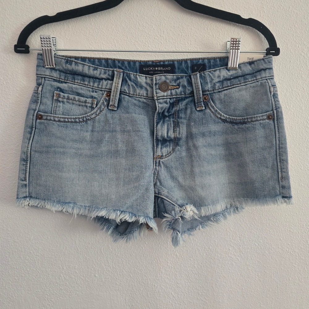 Lucky Brand The Cut Off‎ Denim Shorts Medium Wash Frayed Hem Size 0 25 NWT